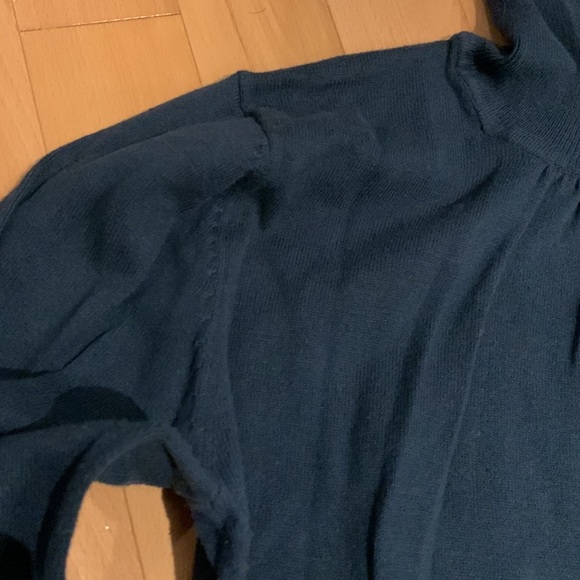 ✏️MAKE AN OFFER Thyme Maternity Women’s Teal Turtleneck - size L - Picture 9 of 15
